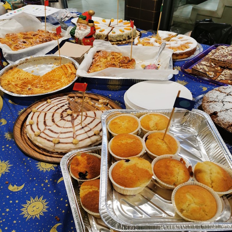 Kaffee & Kuchen – Hausgemachte Kuchen, Torten, Kekse und Waffeln.